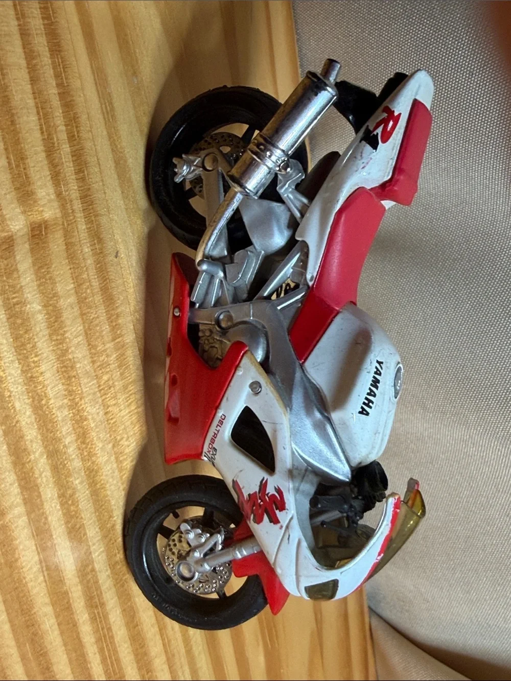 Lot of 9 Diecast Model Motorcycles 1:18 Maisto Ducati Honda Yamaha